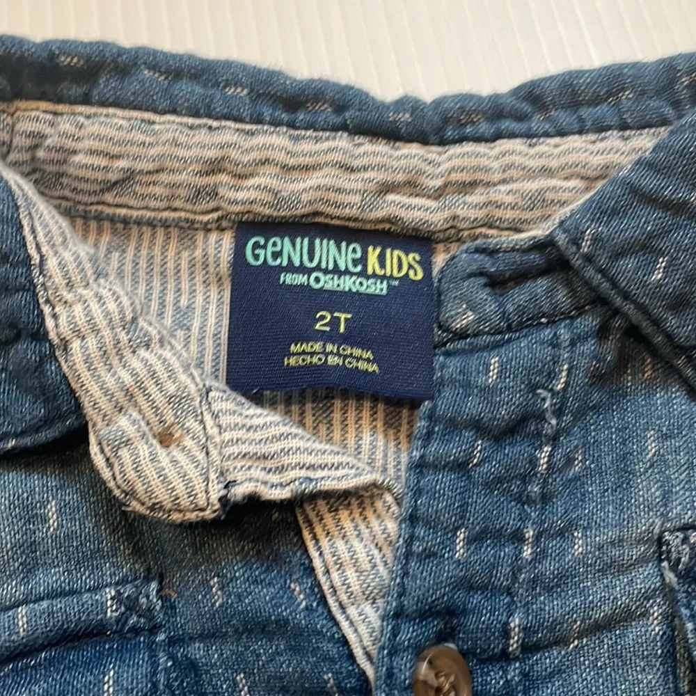 Two long sleeve button down blue OshKosh & wonder nation. Size 2T